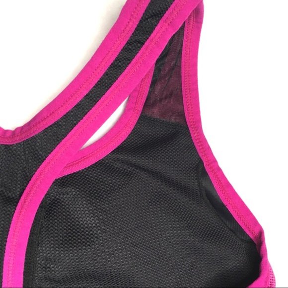 Deep pink Sports Bra - New Balance - mint condition - Picture 5 of 8